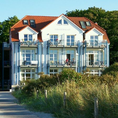 Strandpalais/Meerblick ロストック エクステリア 写真